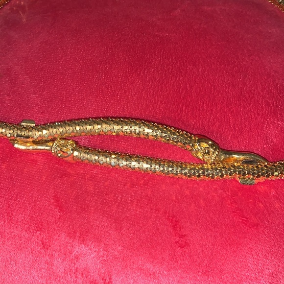 1970s DL Auld Clasping Hands Gold Tone Mesh Belt/Necklace ✨ - Picture 4 of 16